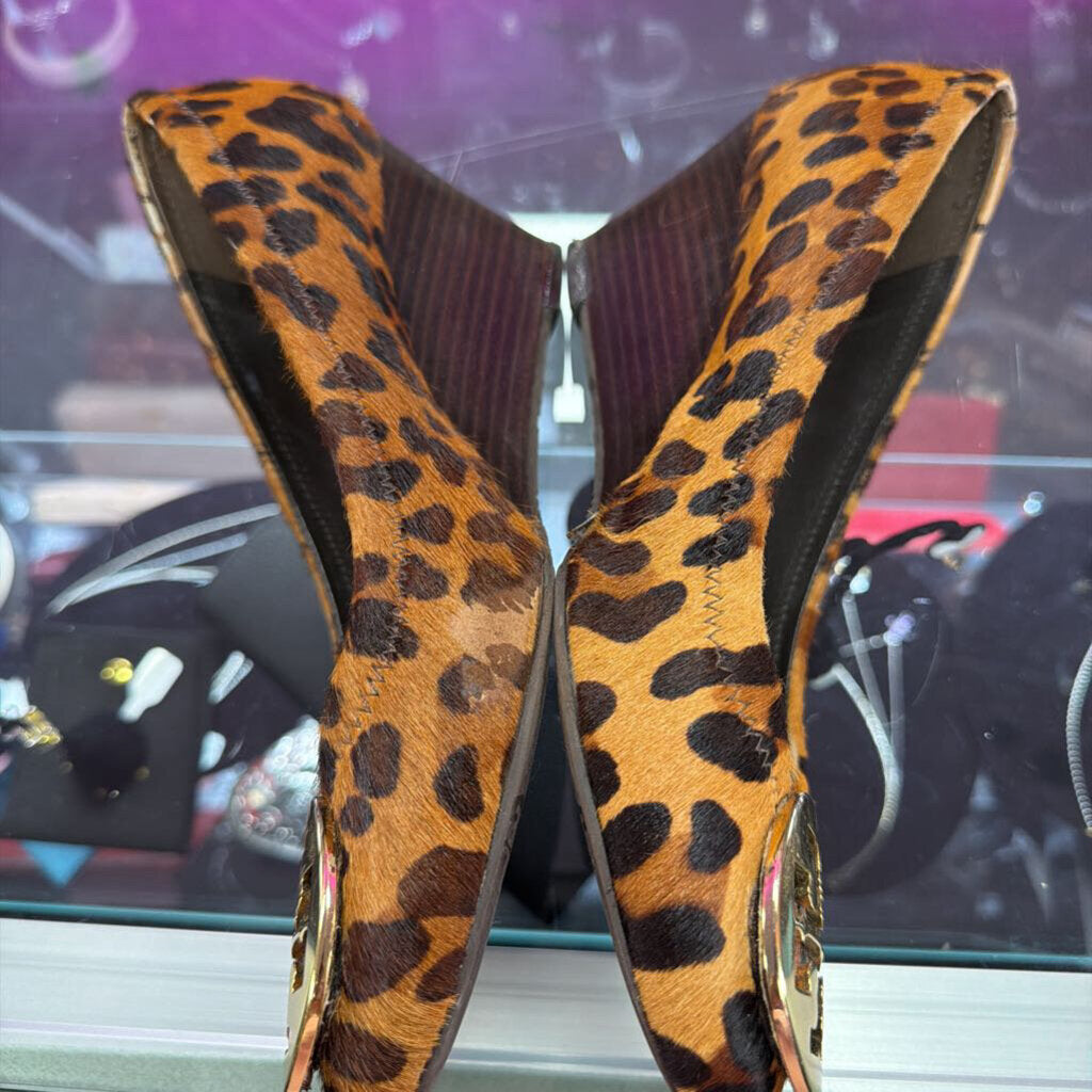 9 Tory Burch Animal Print Calf Hair Wedge Pump
