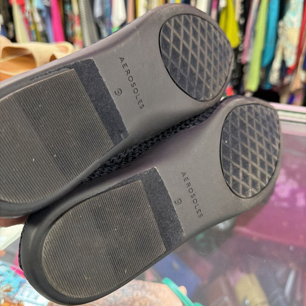 9 Aerosoles Pointed Knit Shoe