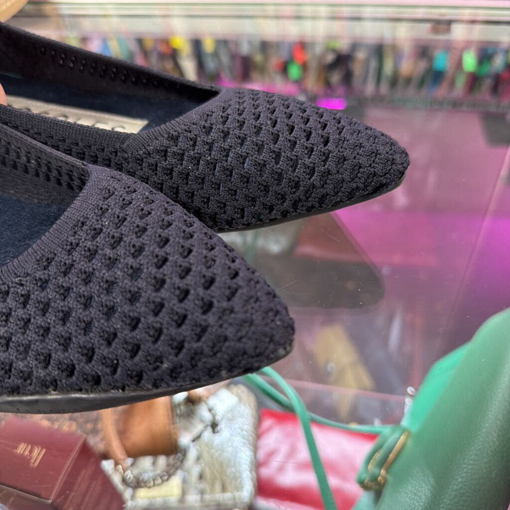 9 Aerosoles Pointed Knit Shoe