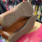 6/37 Dansko Loralie Burnished Nubuck Saddle NWB