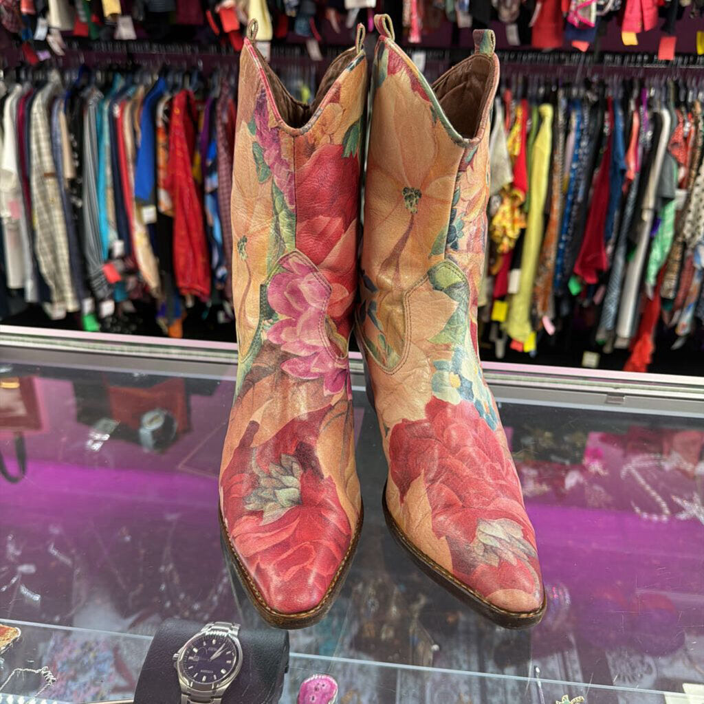 10 Oasis Society The Sorrel Floral Tapestry Vegan Western Ankle Stacked Heel Boot