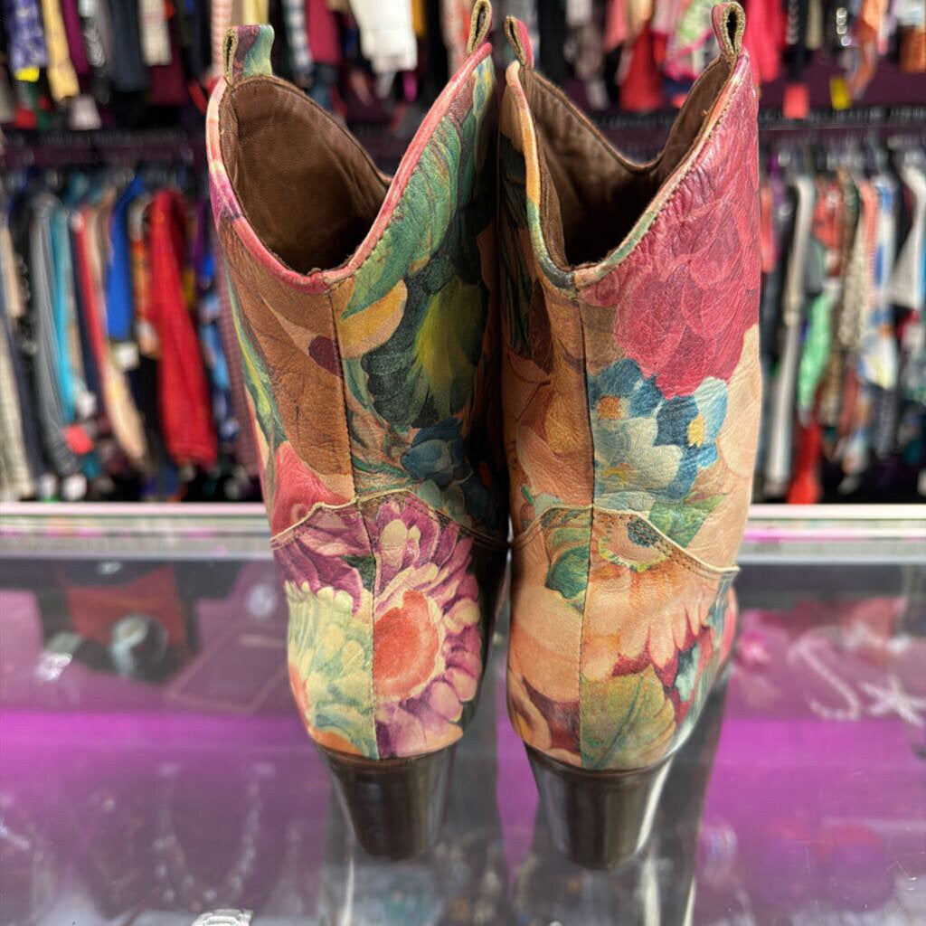 10 Oasis Society The Sorrel Floral Tapestry Vegan Western Ankle Stacked Heel Boot