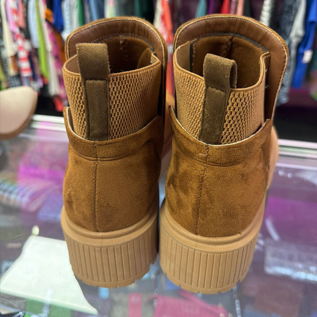 9 Charlotte Russe Chelsea Faux Suede Platform Boots