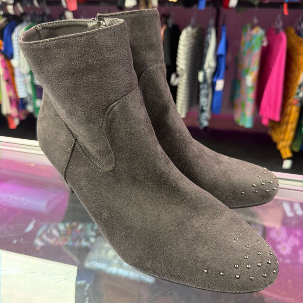 11 Angel Steps Studded Toe Bootie