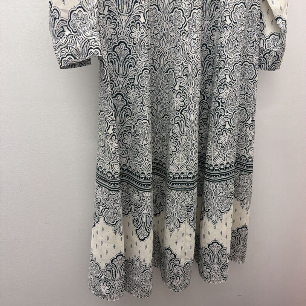 4 L/S Paisley B/F Collar Dress