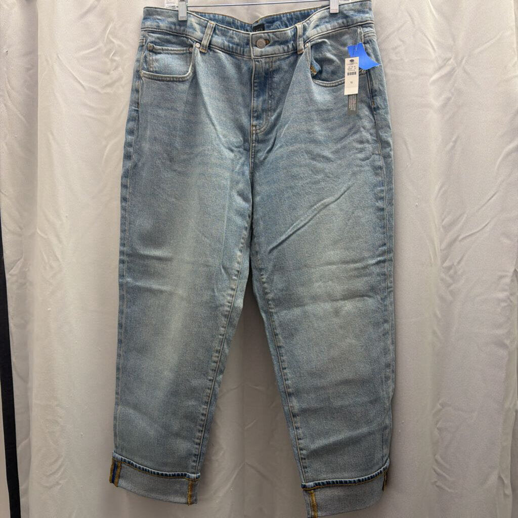 16 "Everyday Relaxed Jean" Denim Jeans NWT