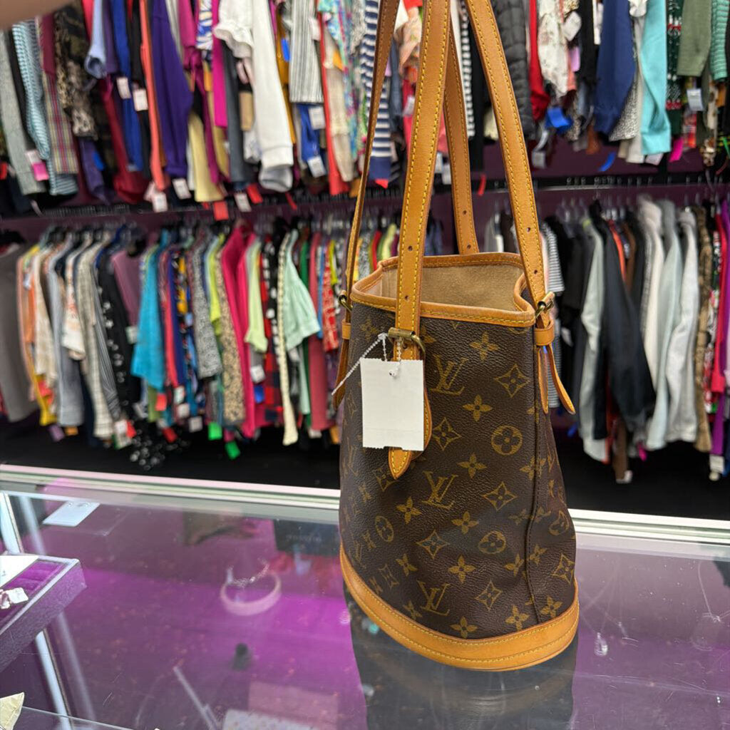Louis Vuitton Bucket Bag Pm
