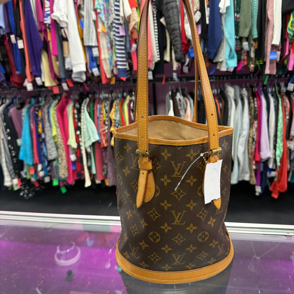 Louis Vuitton Bucket Bag Pm