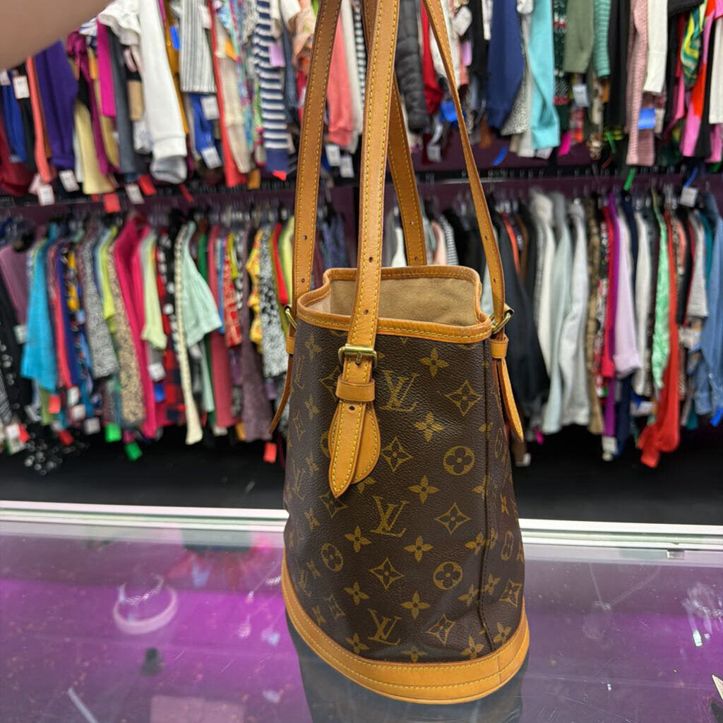 Louis Vuitton Bucket Bag Pm