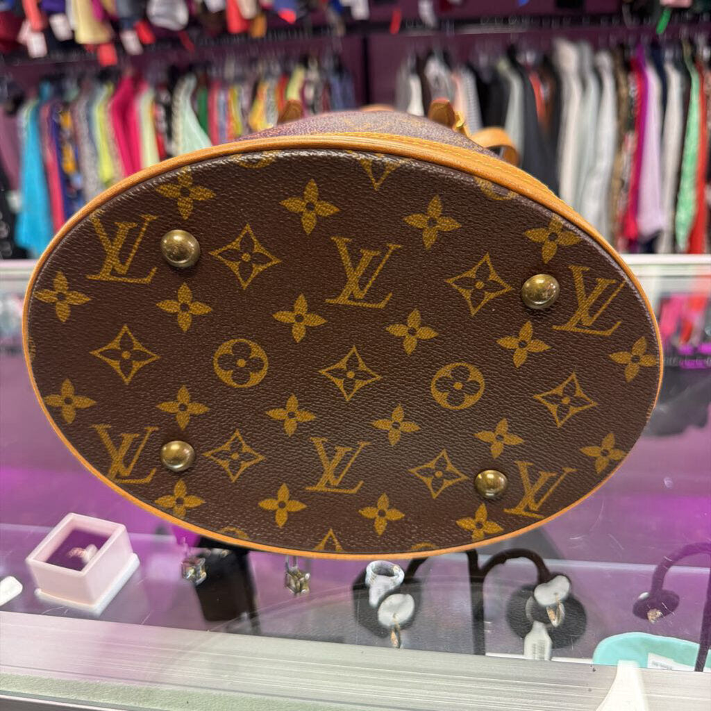 Louis Vuitton Bucket Bag Pm