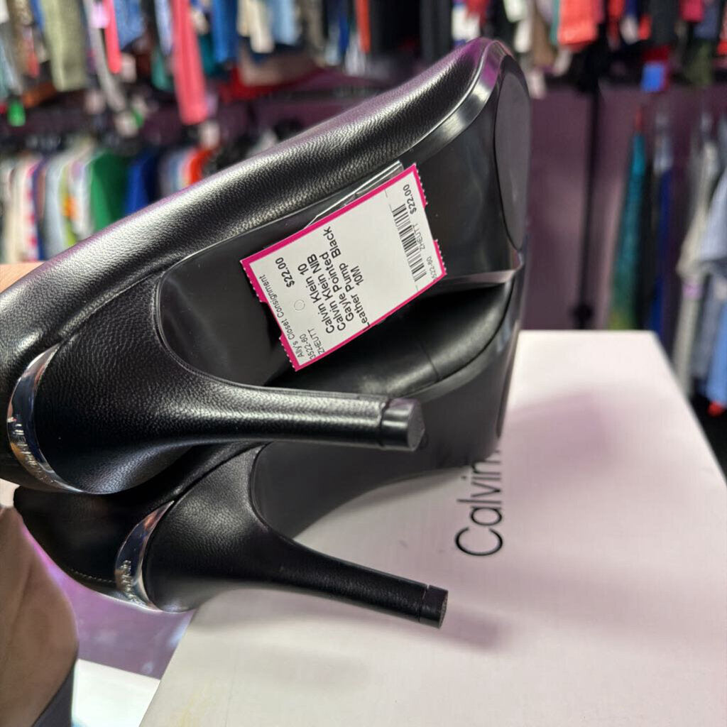 10 Calvin Klein NIB Gayle Pointed Leather Pump