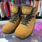 7.5 Earth Spirit Suede Hiking Lug Sole Boot