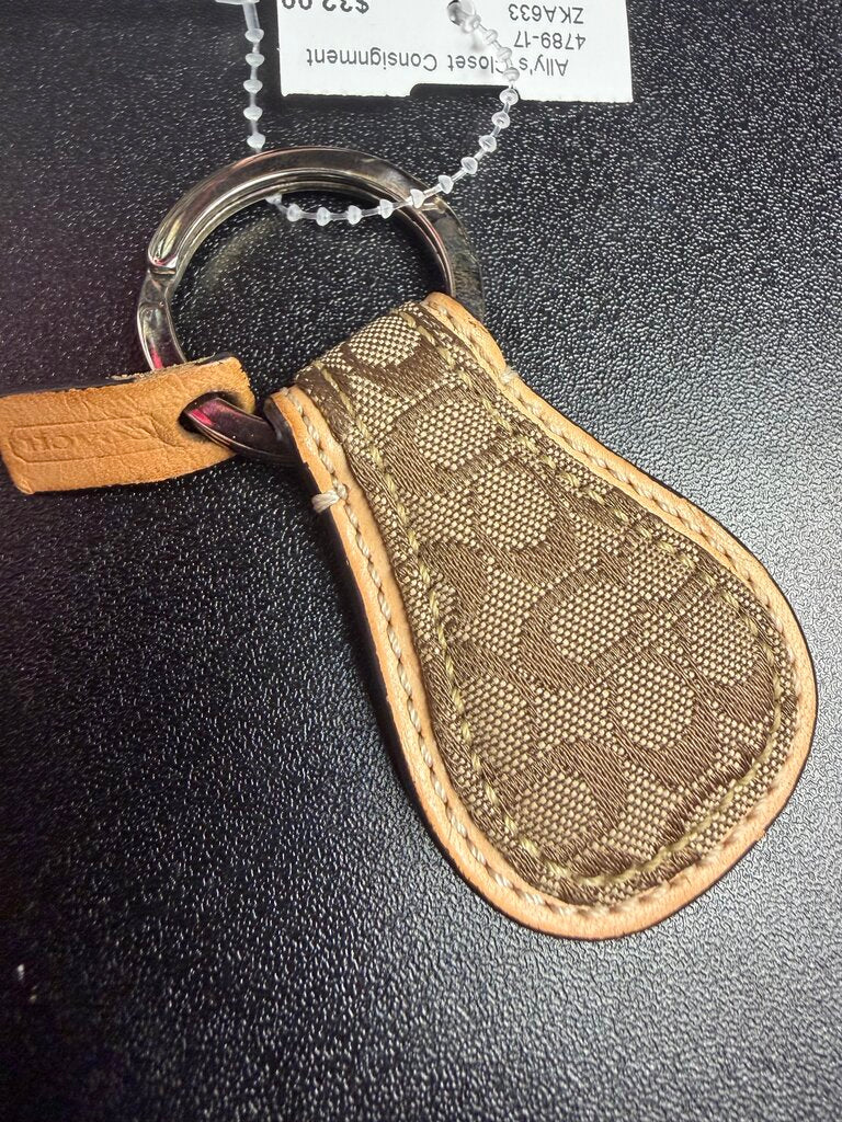 Coach Vintage Signature Mini C Logo Keychain Fob
