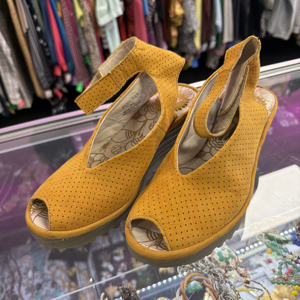 6.5/37 Fly London Yala Ankle Strap Peep-Toe Leather Wedge Sandal