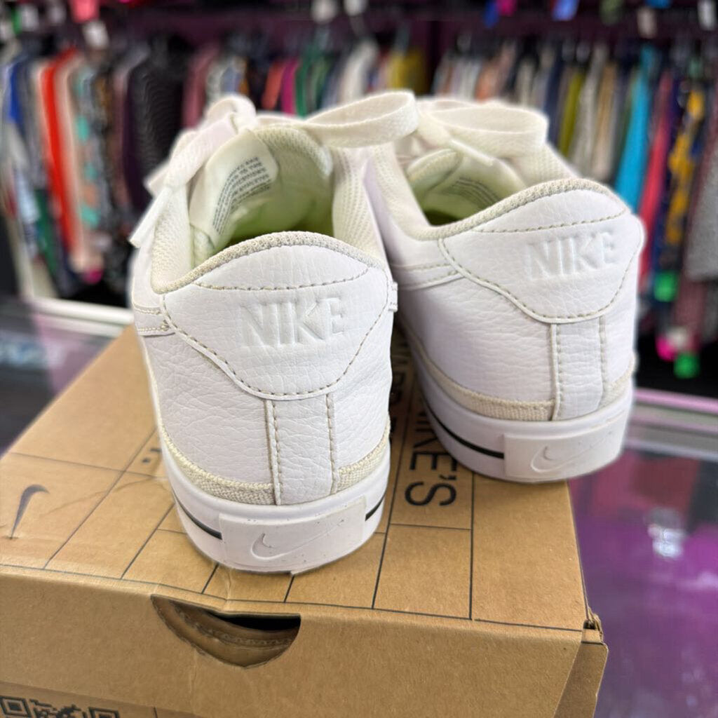 8 Nike NIB Court Legacy NN DH3161-101