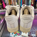 8 NIke Airforce One Sneakers
