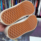 8 Vans Summer Canvas Sneaker