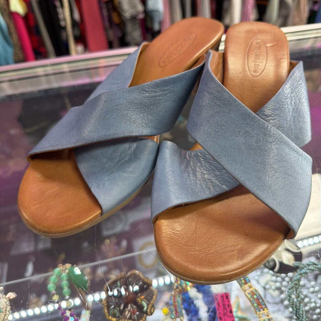 10/41 Sheridan Criss Cross Leather Black Heel