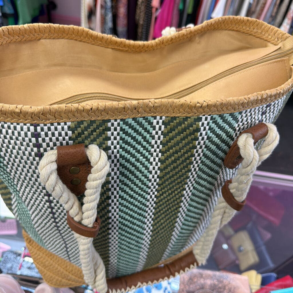 Sun N Sand Green Paper Straw Shoulder Tote