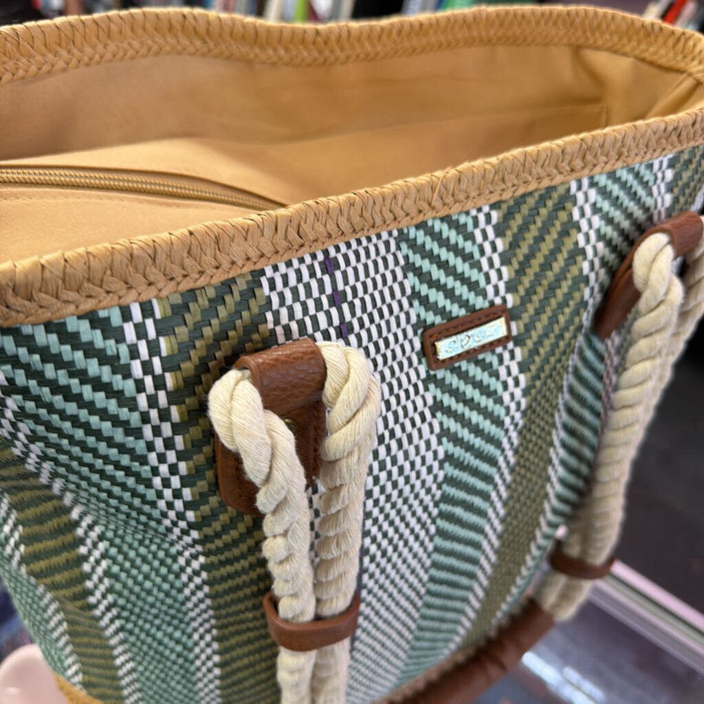 Sun N Sand Green Paper Straw Shoulder Tote