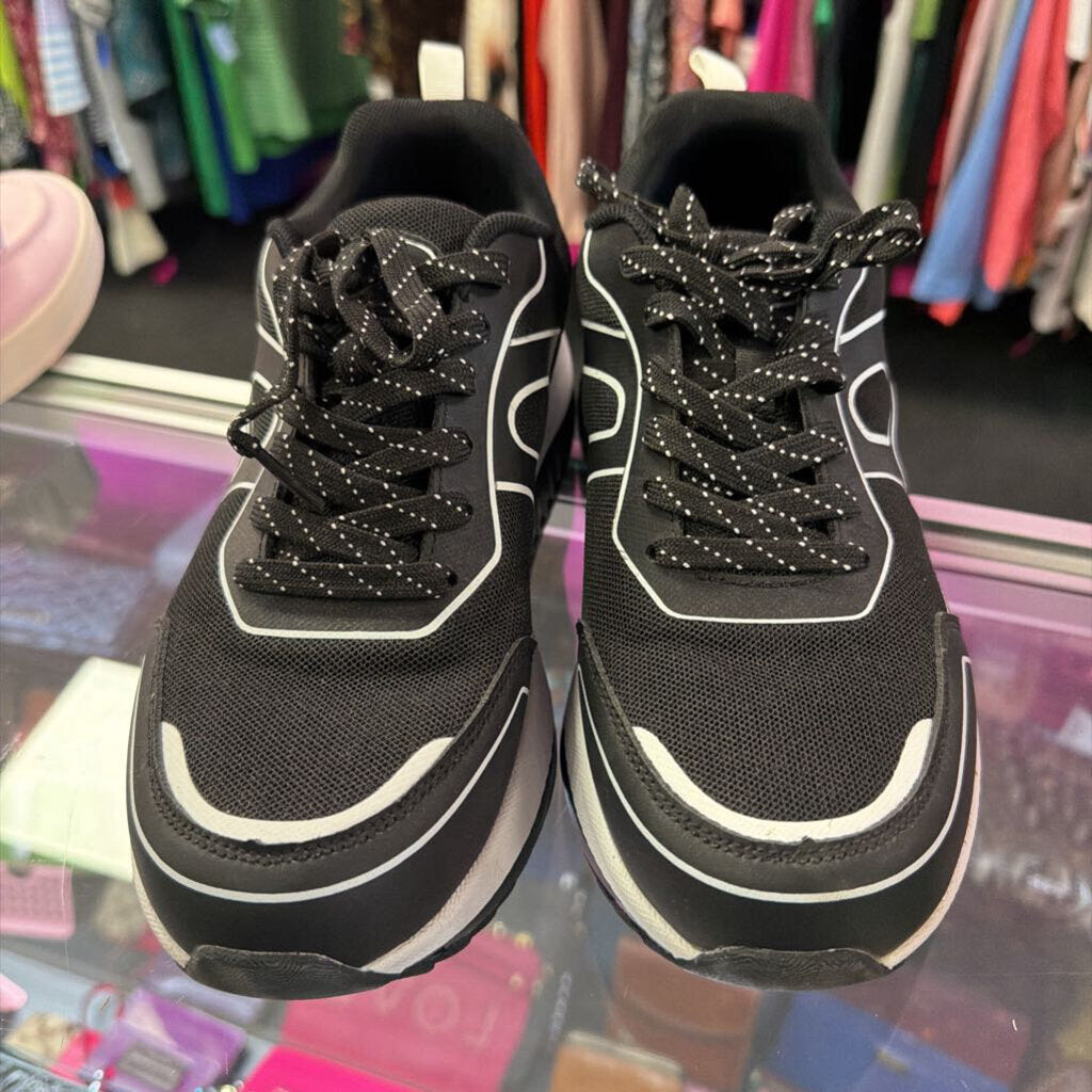8.5 AOV Womens Arch Support Walking Shoe