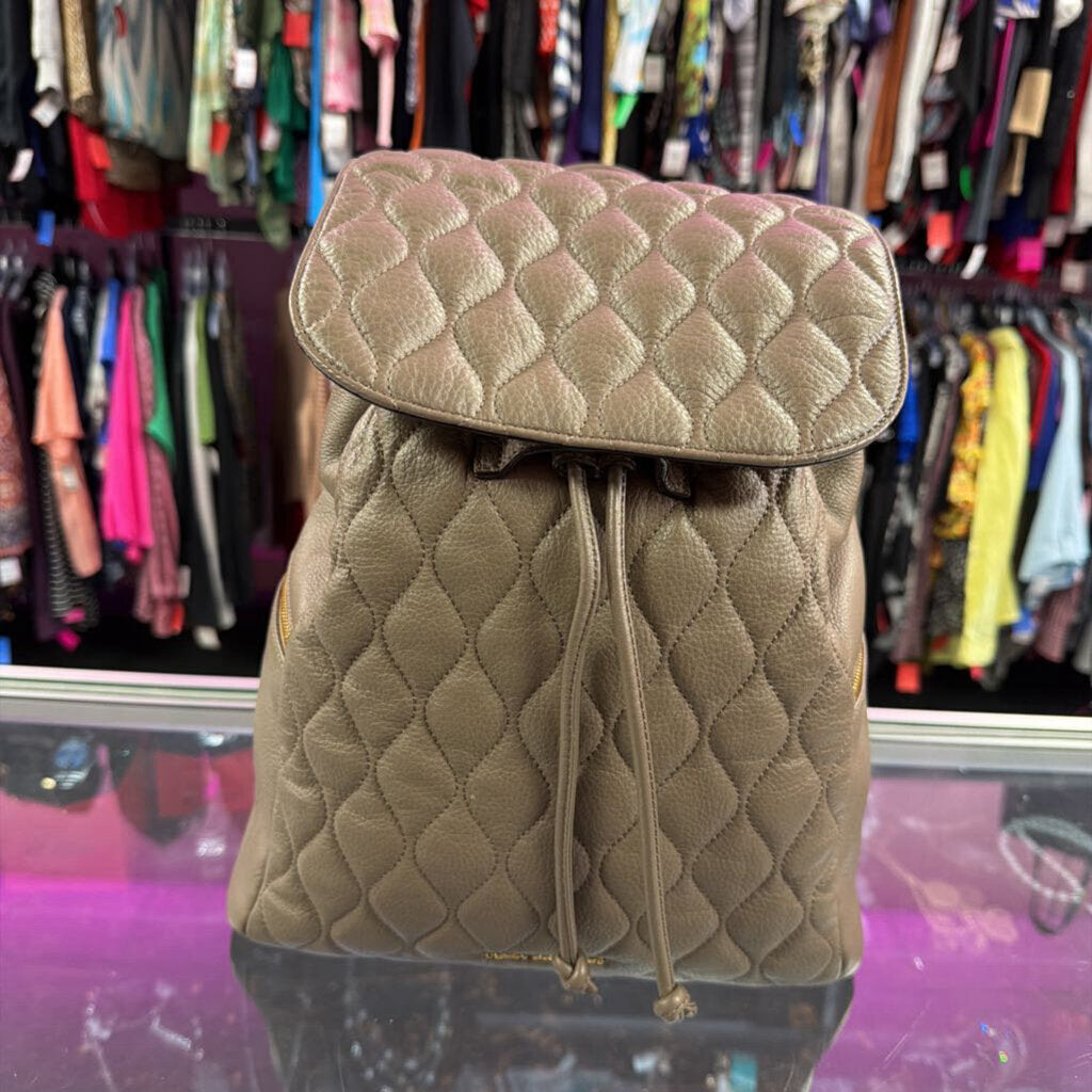 Vera Bradley Amy Sycamore Leather Quilted Backpack