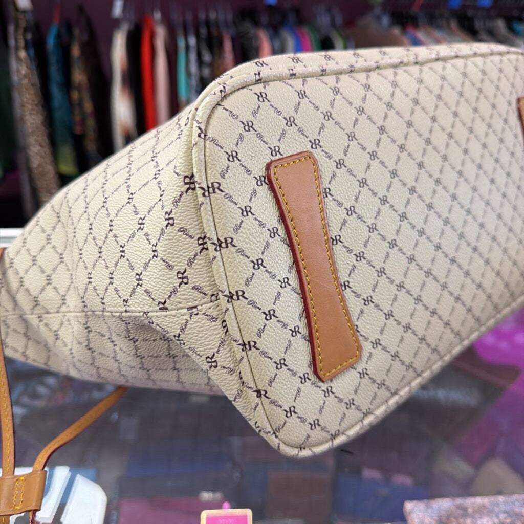 Rioni Signora 45 Signature Tote Bag