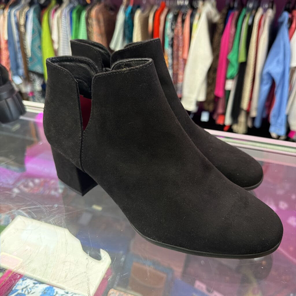 9.5 Kim Rogers Split Side Heeled Bootie