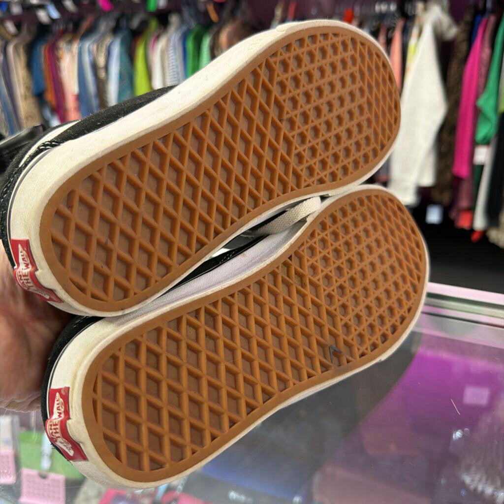 8 Vans Ladies Skate Shoe