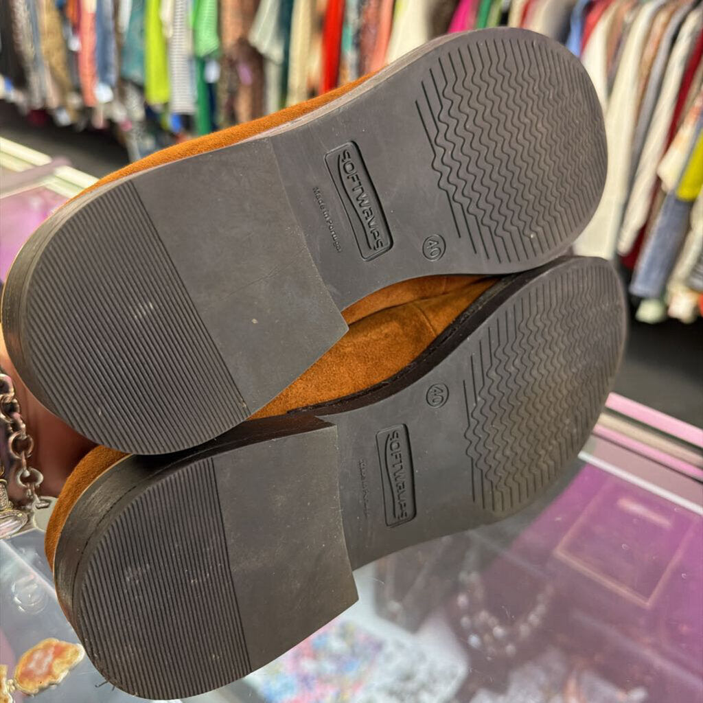 9 Softwave Catlin Buckle Suede Slip-on