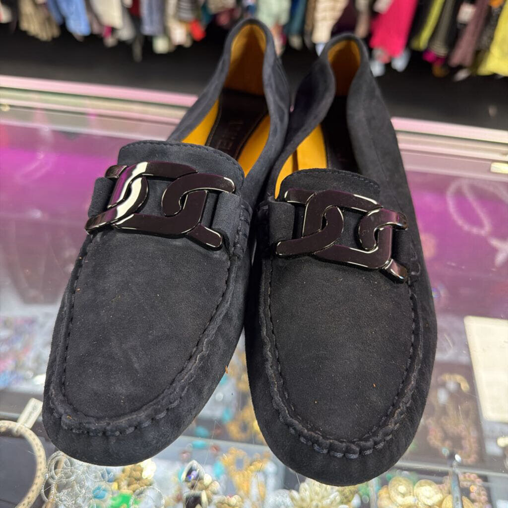 9.5 Vaneli Aiker Driving Moccasin Loafer Suede Chain Detail