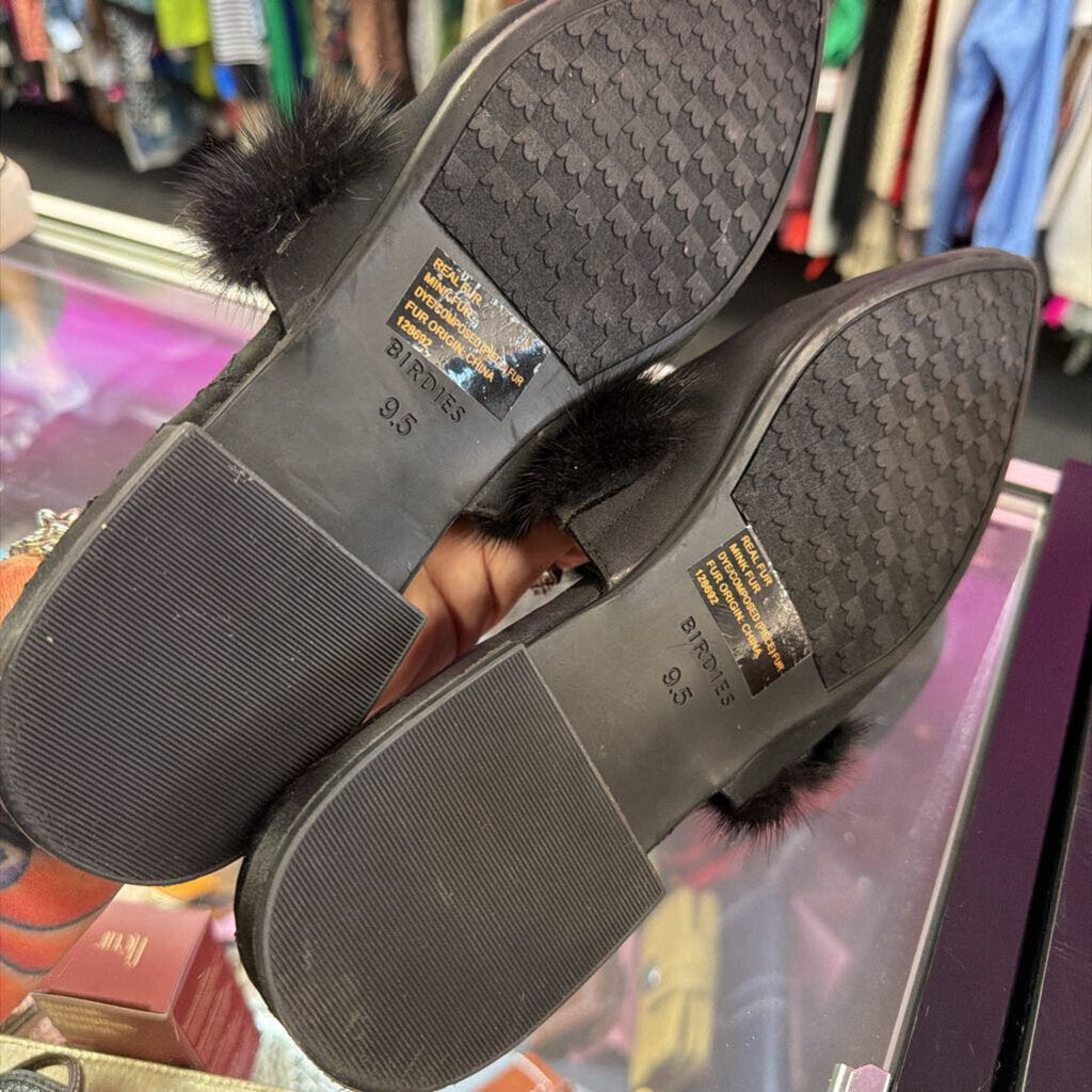 9.5 Birdies Dove Furry Pointed Slide on Shoe