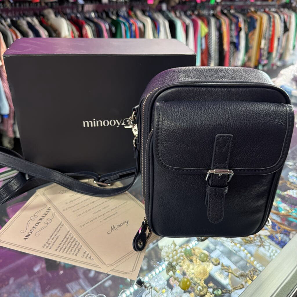 Minooy Naya Small Leather Crossbody RFID NWB