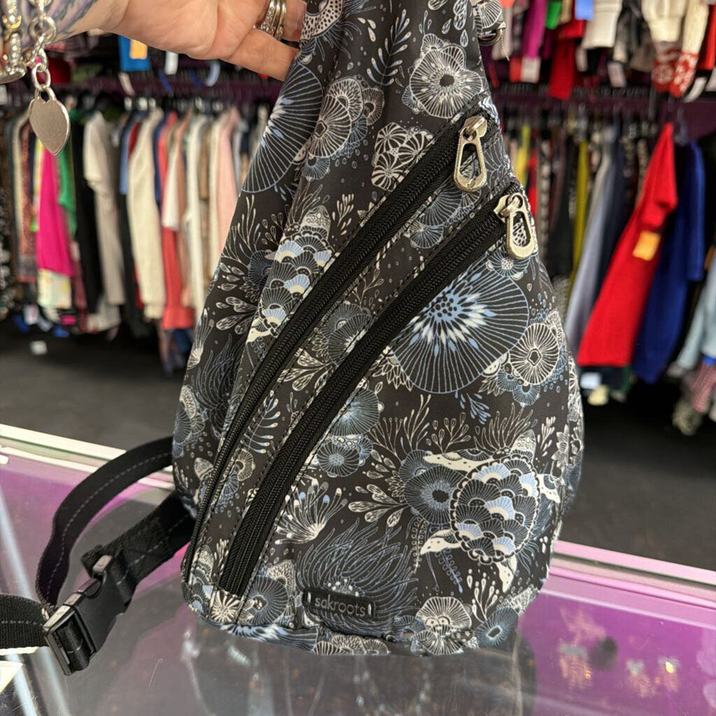 Sakroots On the Go Sling pack Midnight Seascape Print Missing Sea Turtle Charm