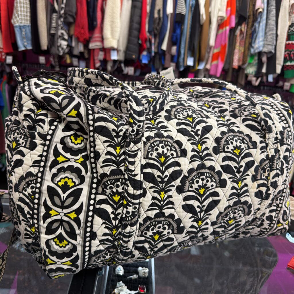Vera Bradley Duffle Weekender Fanfare Pattern