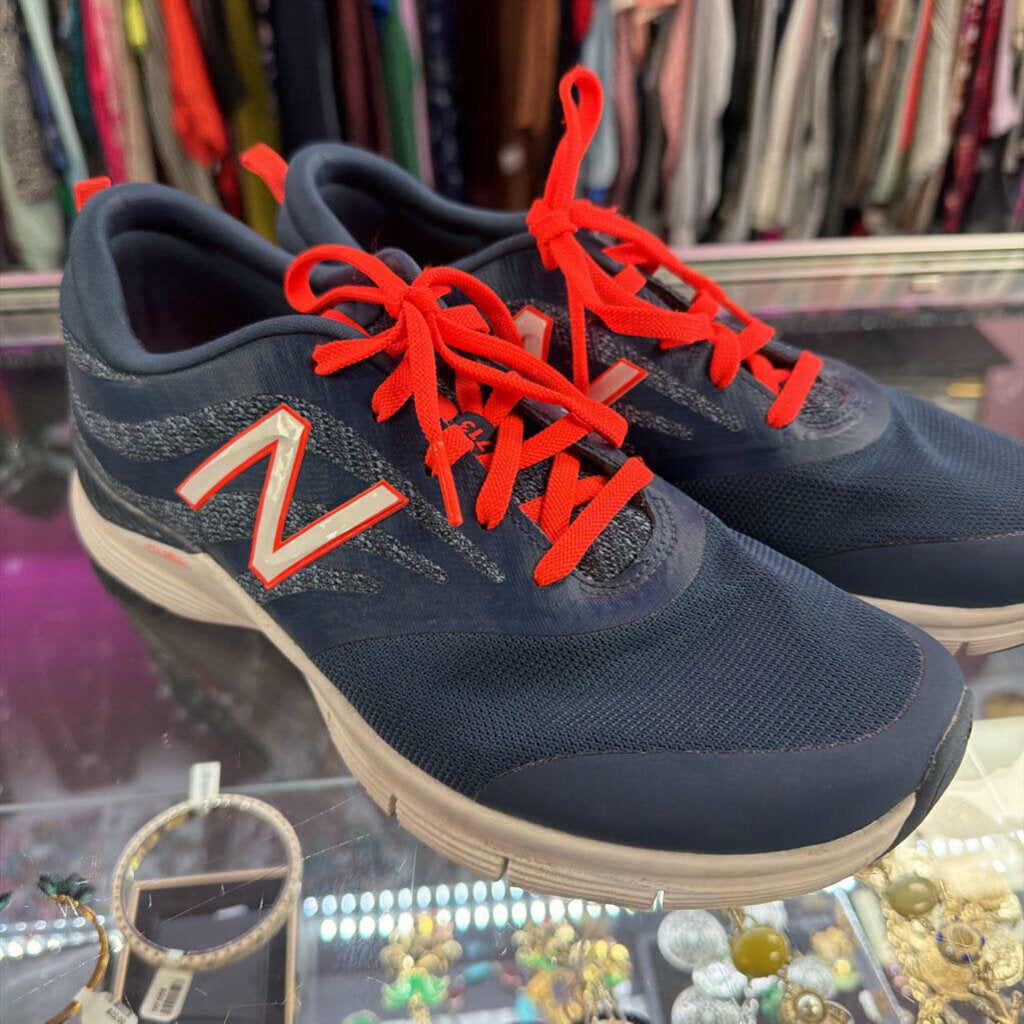 10.5 New Balance 713